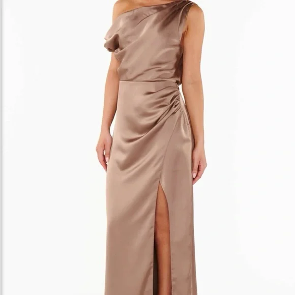 Elegant One-Shoulder Brown Dress - Picture 3 of 6